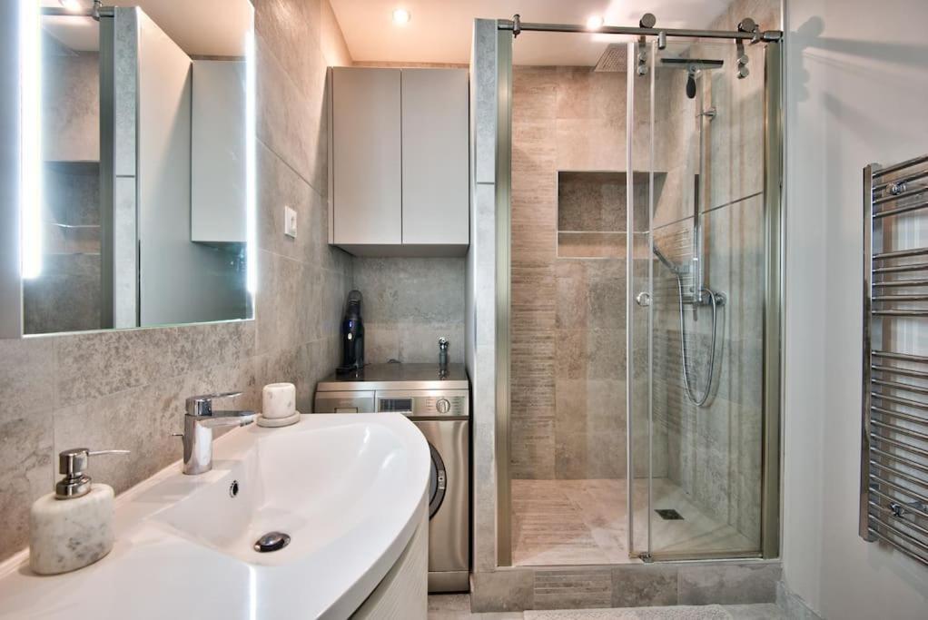 Very Nice 2P With All Comfort, City Center Ac/Wifi Exterior foto